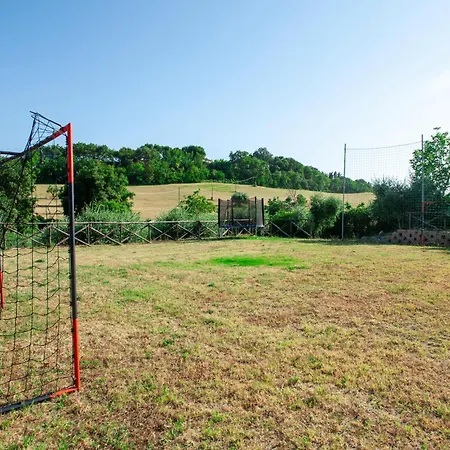 Stunning In Holiday home Montefiore dell'Aso