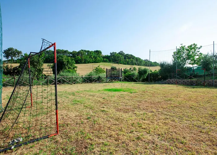 Stunning In Holiday home Montefiore dell'Aso